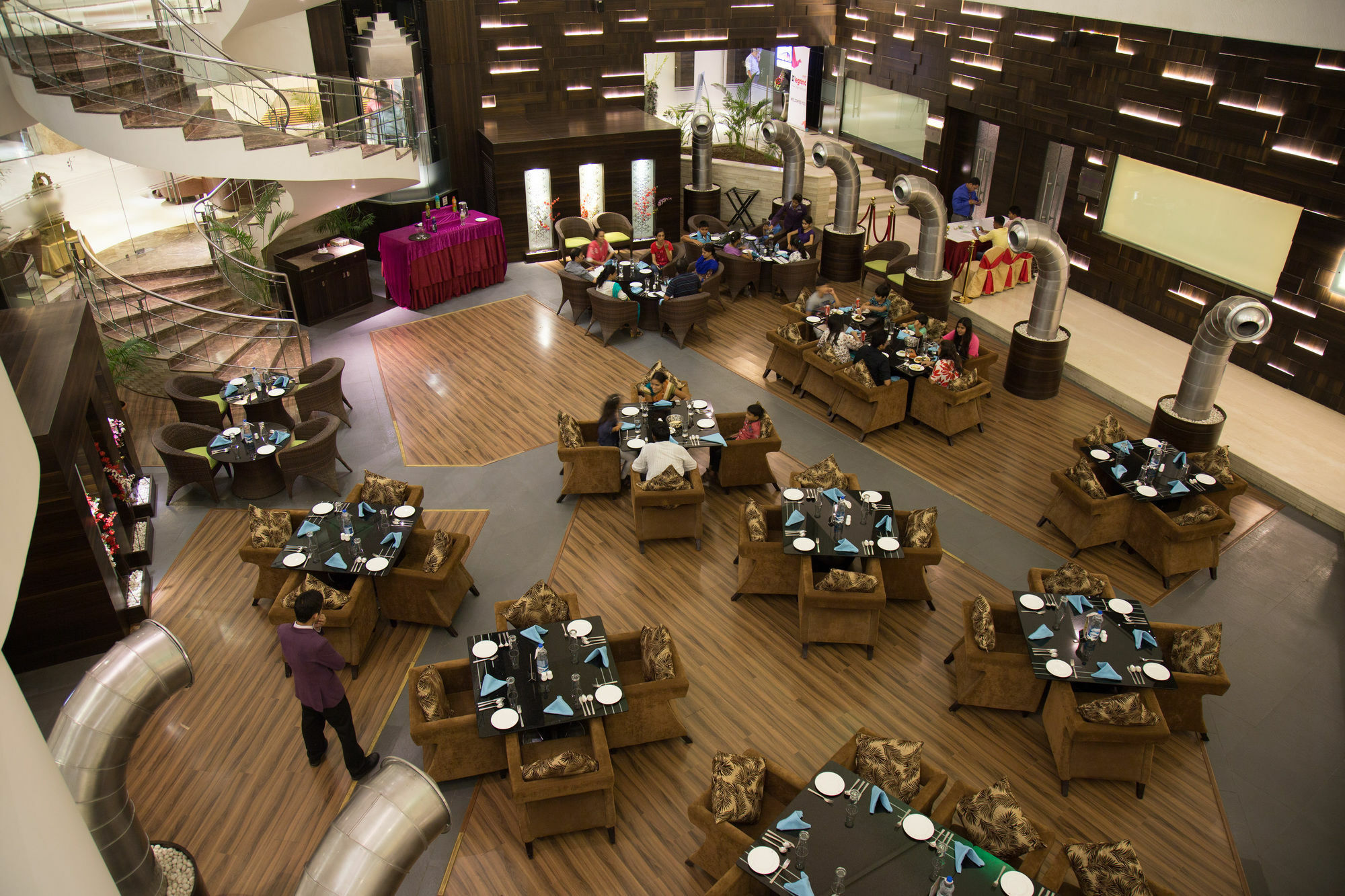 Regenta Central Harimangala Bharuch Esterno foto